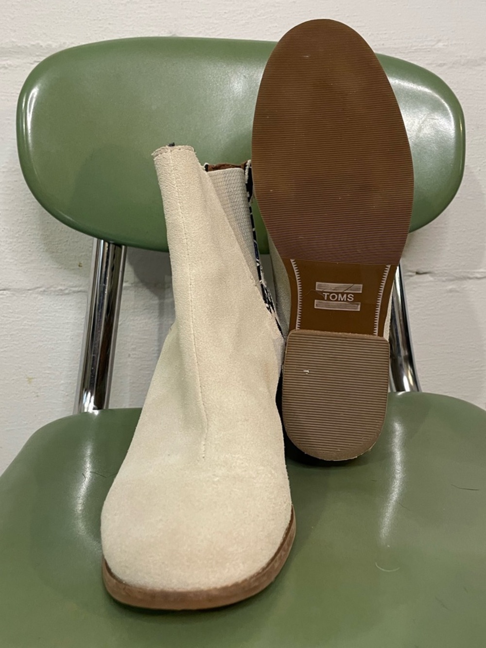 Toms Cream Suede Chelsea Booties with Blue & Black Patterned Heel - Picture 6 of 7